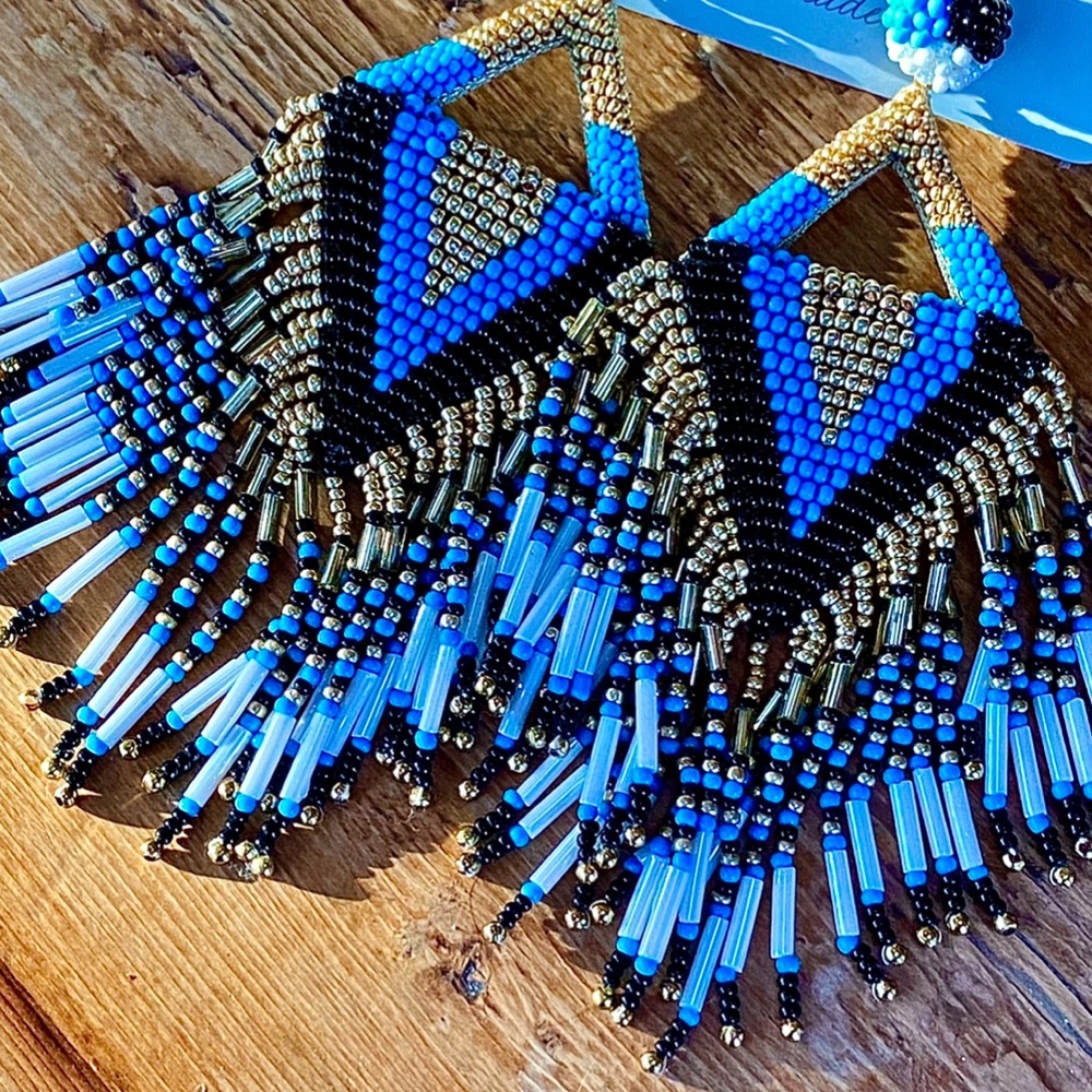 🌺🎉HP🎉🌺 NWT Deepa Gurnani Luxe Beaded Diamond Chandeliers - Picture 13 of 16
